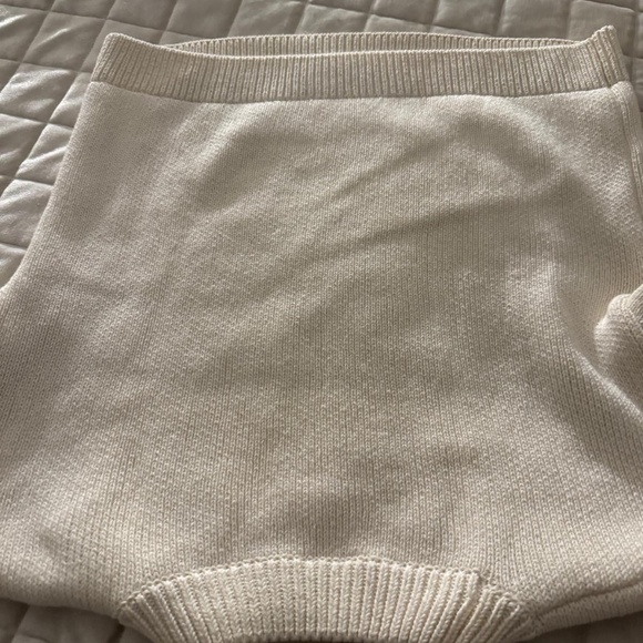 Anthropologie “take me to London “ sweater - Picture 8 of 8